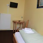 Am Kleinbahnhof 3* Emden