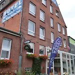 Am Kleinbahnhof Emden