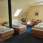 Hotel Am Kleinbahnhof Emden