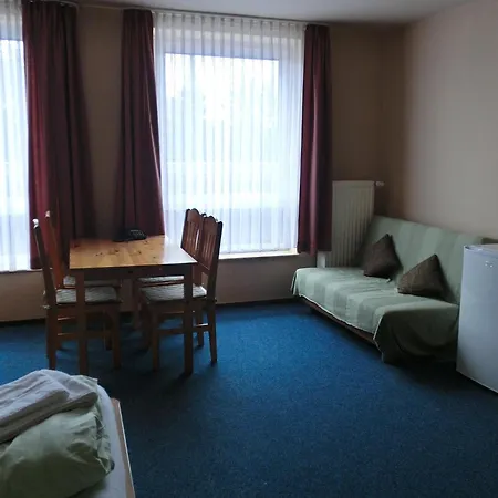 Hotel Am Kleinbahnhof Emden
