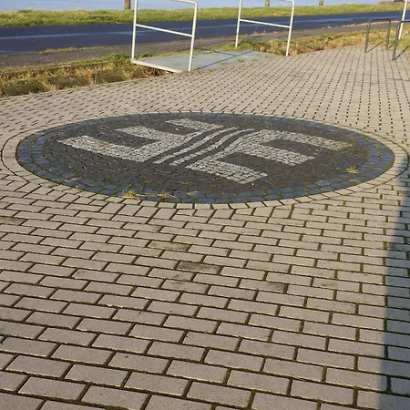 Am Kleinbahnhof 3* Emden