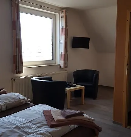 Am Kleinbahnhof Ξενοδοχείο Έμντεν