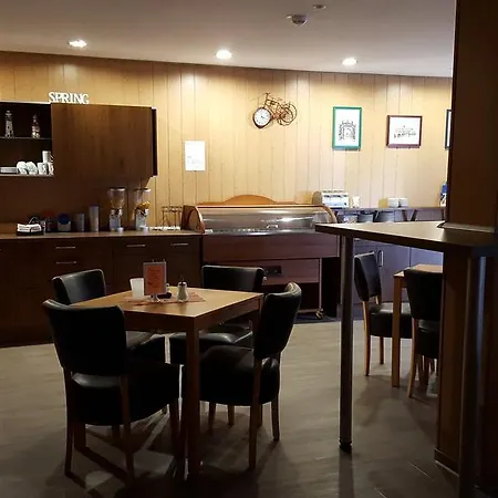 Am Kleinbahnhof Hotel
