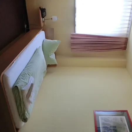 Am Kleinbahnhof Ξενοδοχείο