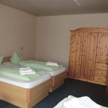 Hotel Am Kleinbahnhof Emden