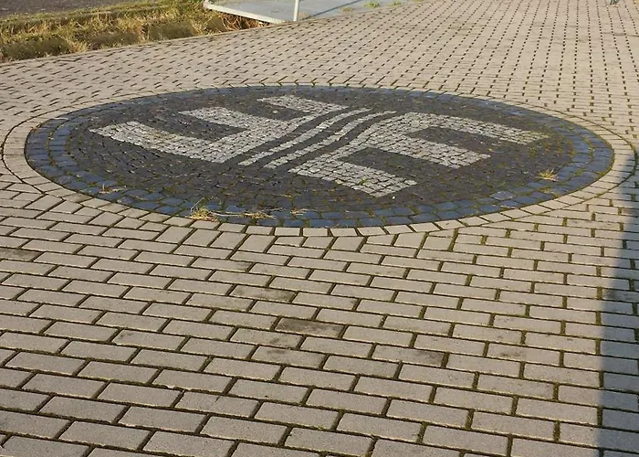 Am Kleinbahnhof 3* Emden